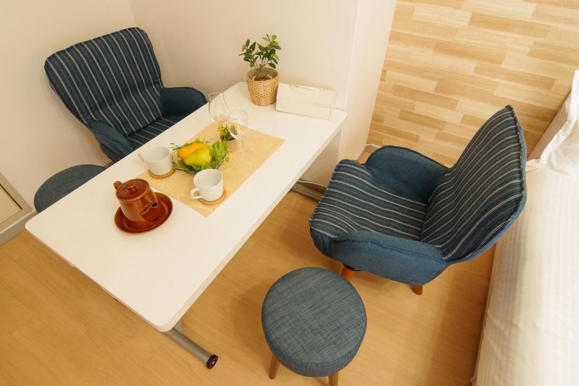 Nippombashi Art Hotel 501 Osaka Exterior photo